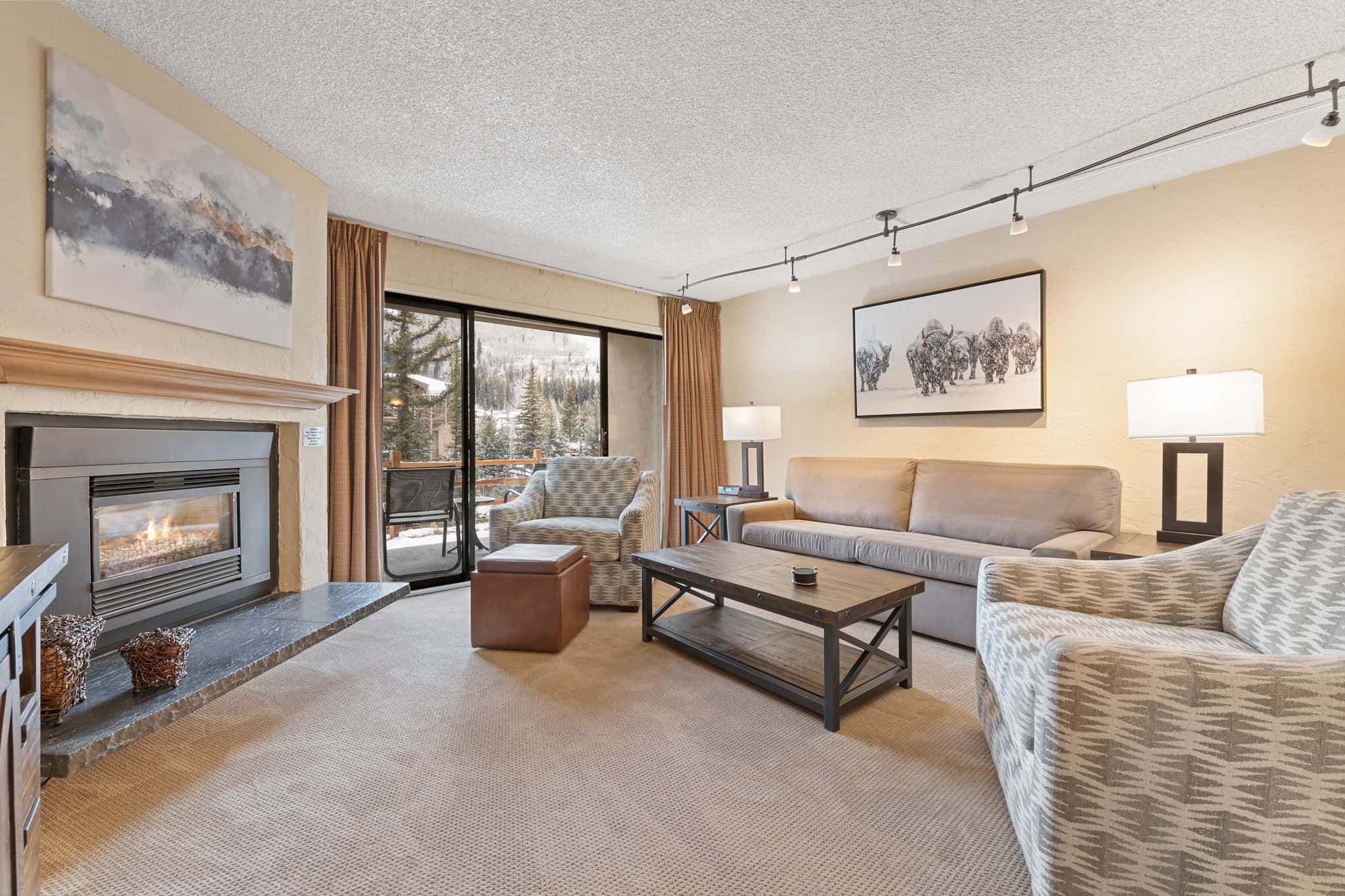 The Wren - Living Room